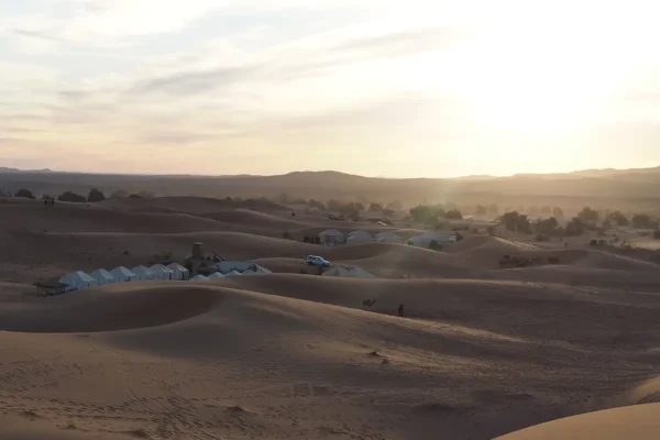 El alma del desierto: historia, cultura y la música ancestral del pueblo Gnawa El alma del desierto: historia, cultura y la música ancestral del pueblo Gnawa