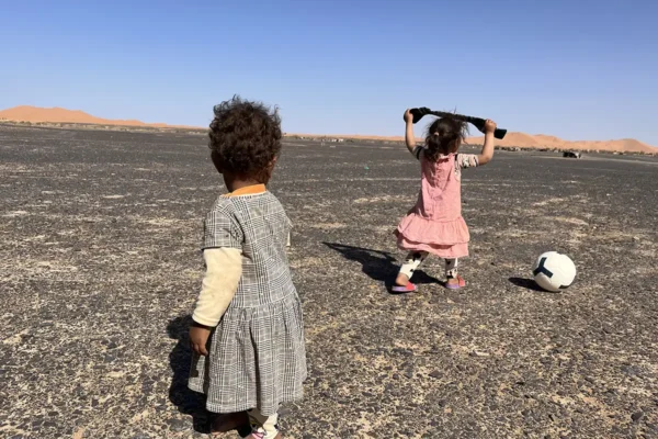 Vida nómada, dunas y vida salvaje: un safari que trasciende lo convencional Vida nómada, dunas y vida salvaje: un safari que trasciende lo convencional