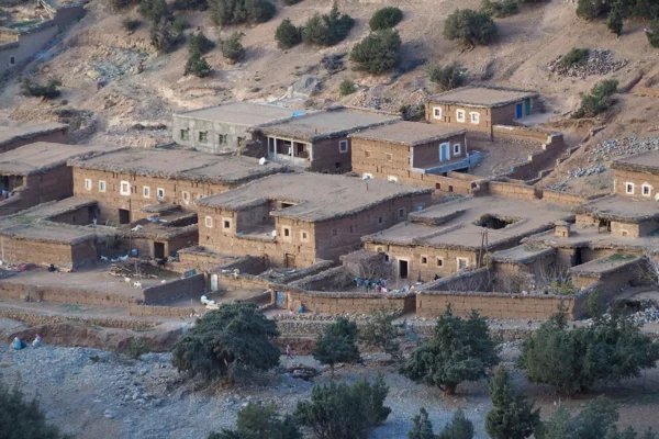 Por el corazón del Medio Atlas: gargantas, cataratas y pistas secretas para los más audaces Por el corazón del Medio Atlas: gargantas, cataratas y pistas secretas para los más audaces