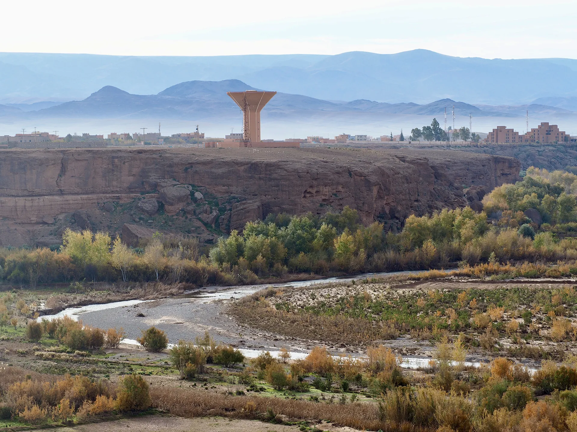 El alma del desierto: historia, cultura y la música ancestral del pueblo Gnawa
